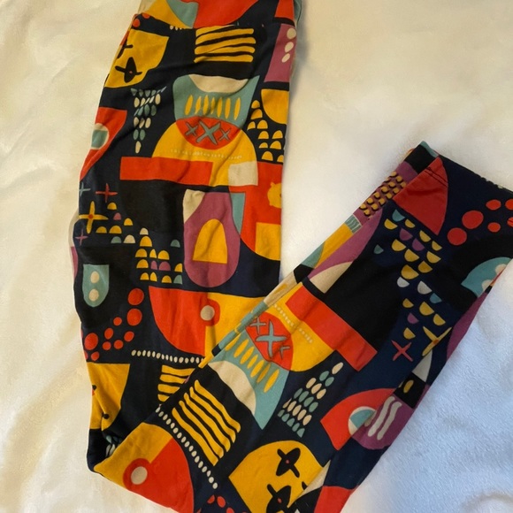 Lularoe Leggings - funky vintage pattern - Picture 3 of 5